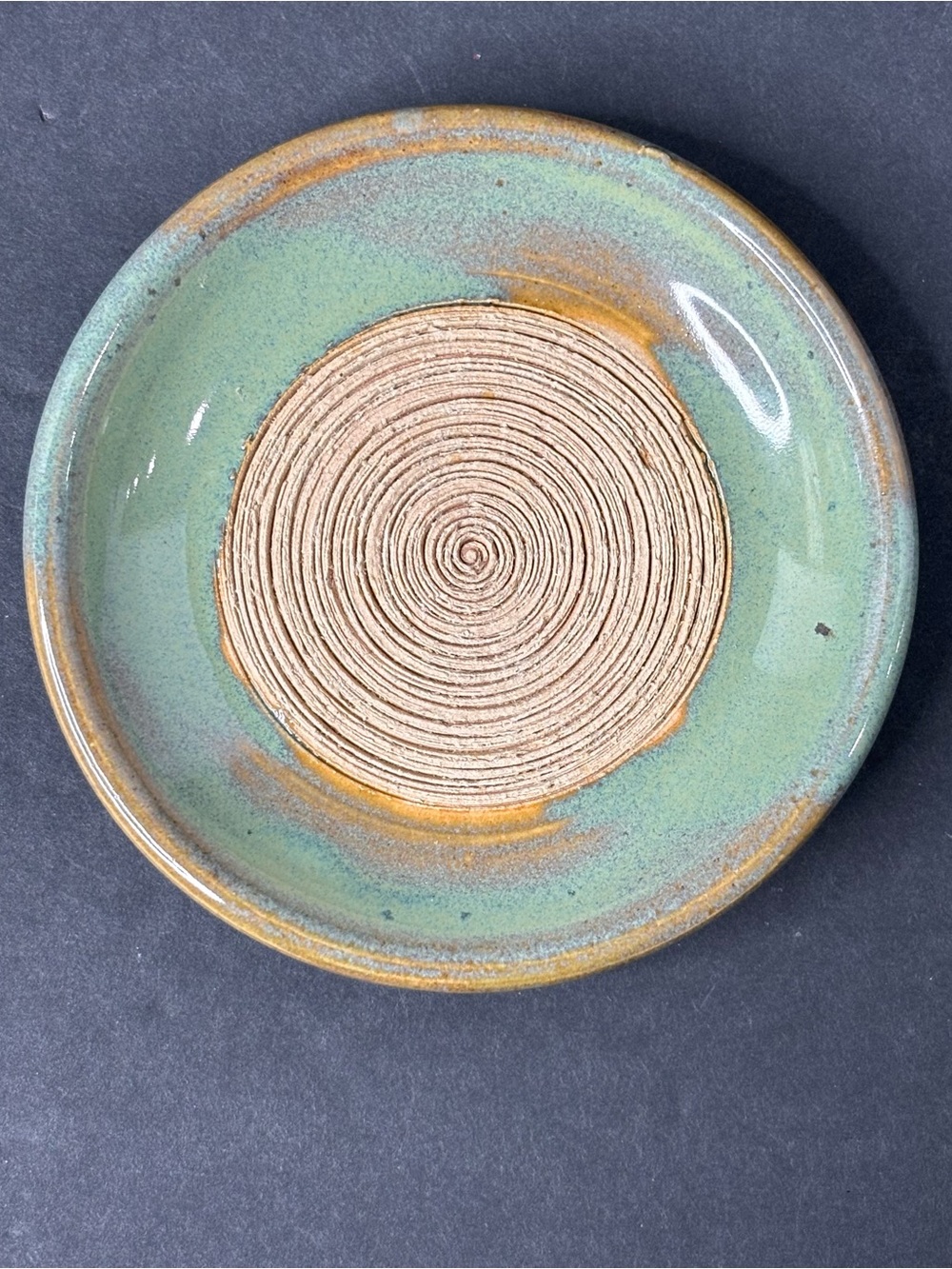 Studio Pottery Green & Tan Ceramic Garlic Ginger Spice Grater Handmade Signed